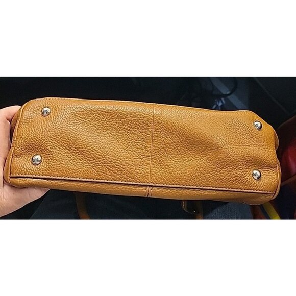 Tignanello Women's Pebbled Leather Tan Double Handle Shoulder Bag - Picture 9 of 9